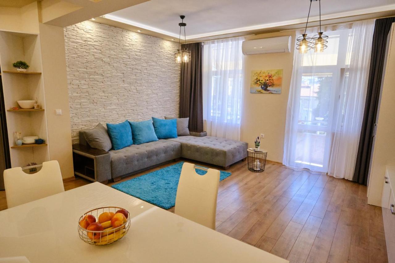 Luxury Nevena Apartment - Bogoridi Super Centre Burgaz Dış mekan fotoğraf